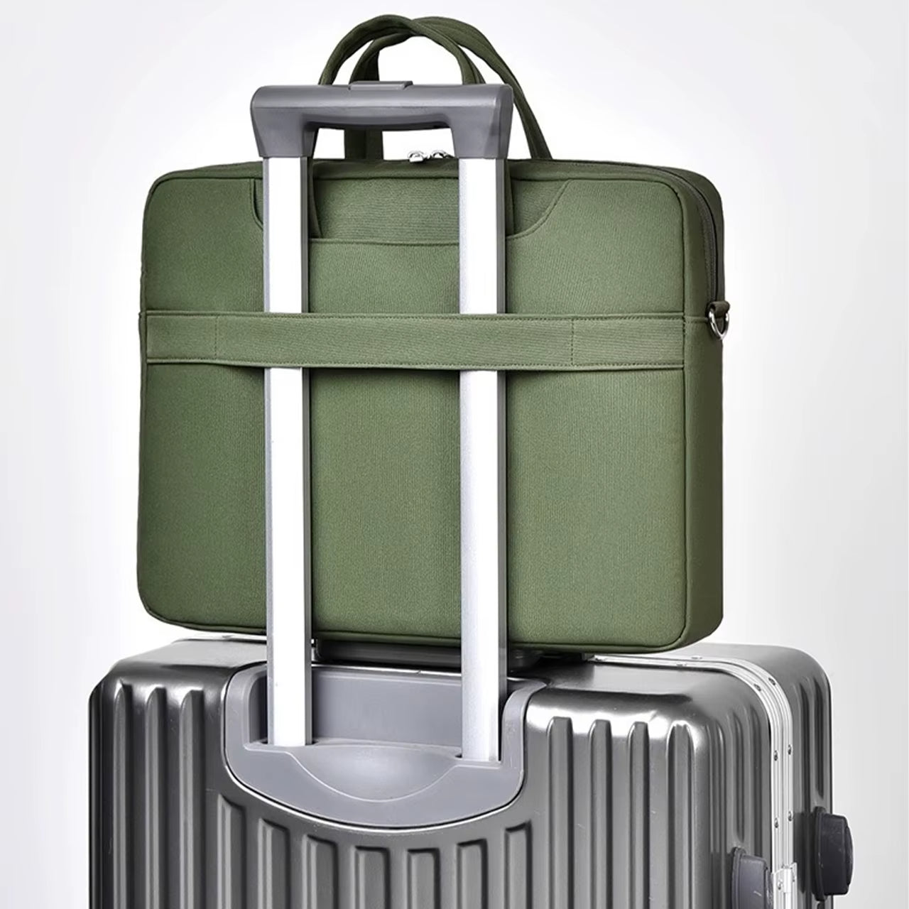 Sacoche ordinateur homme verte et moderne en nylon