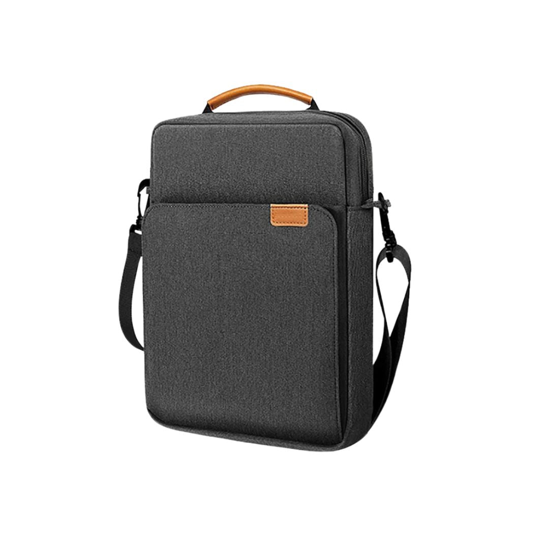 Sacoche ordinateur homme résistante et moderne sur fond blanc