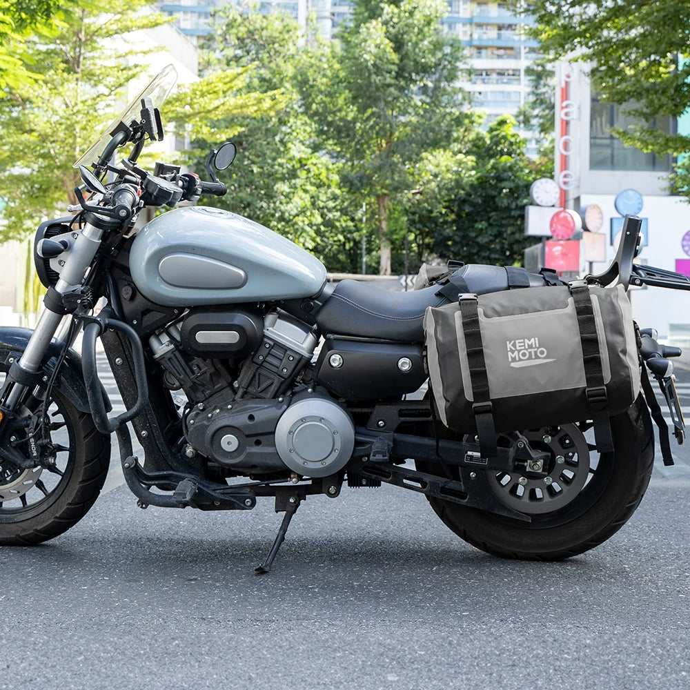 Sacoche moto double et étanche
